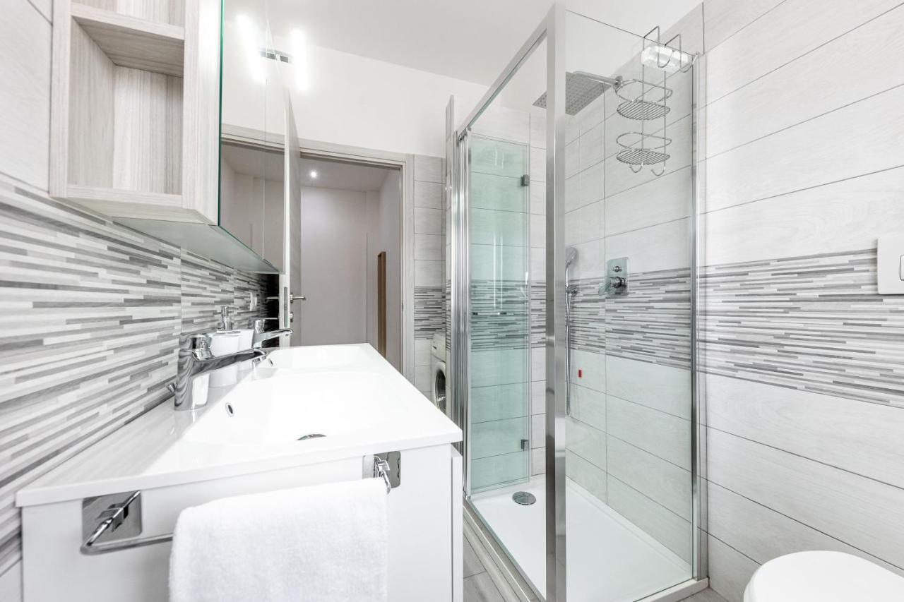 House Near Train StationA/C Apartment Сериате Екстериор снимка